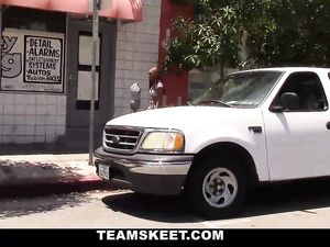 Sex In The Dirty With A Dirty Whore Taking Cash