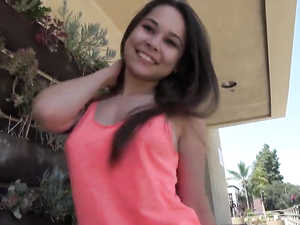 Blowjob Behind The Grocery Store From A Coed